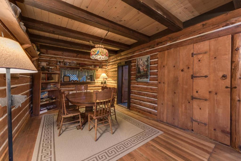 The Davies Family Inn - Adults Only Placerville Exteriér fotografie